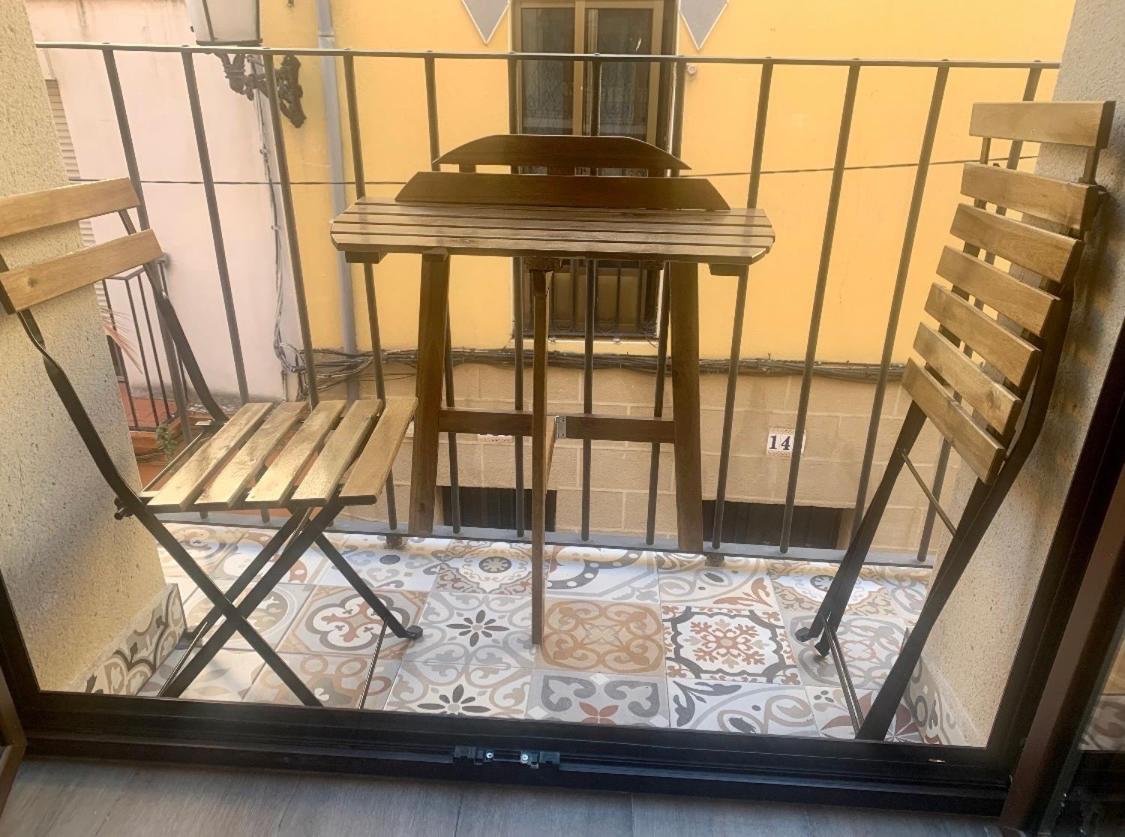 Puerta De 4 Apartamento Caces